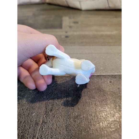 101 Dalmatian dog pink gift box toy figure Disney - Picture 4 of 4